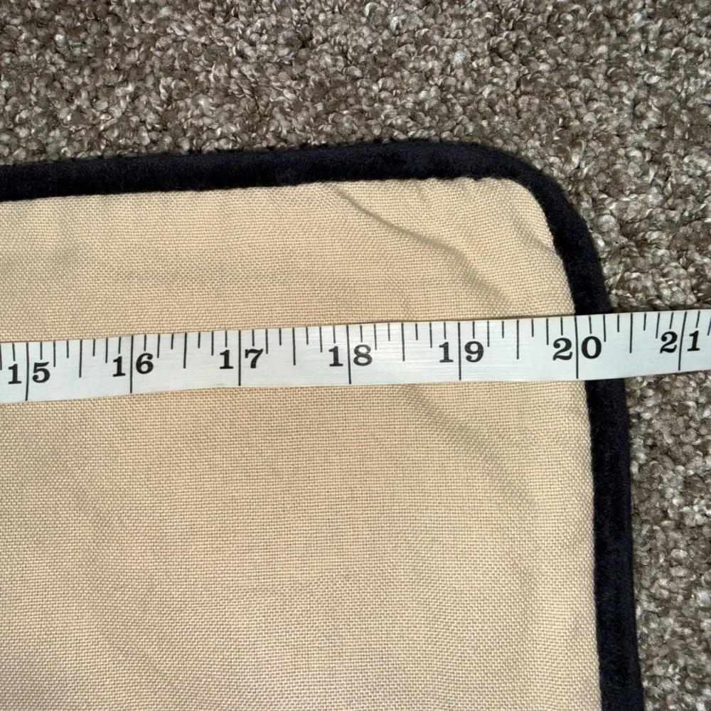 Catstudio Utah Pillow Cover Unisex 20x20 Tan Excellent Hand Embroidered Map